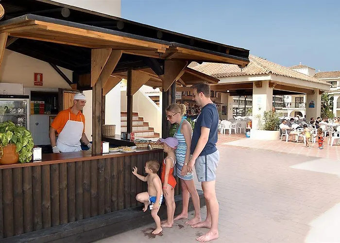 Puente Real Отель Торремолинос