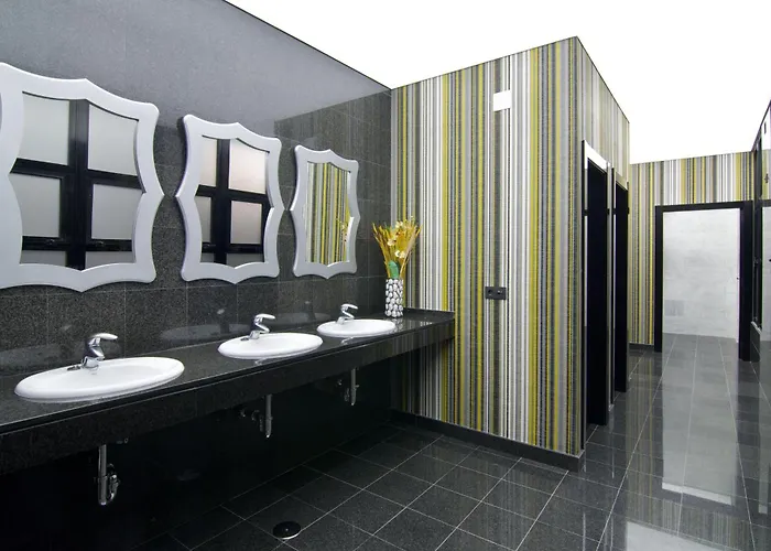 Puente Real Отель Торремолинос