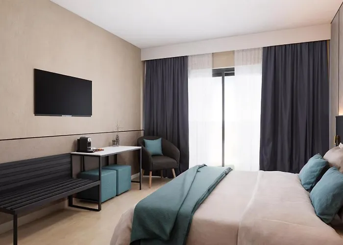 Puente Real Торремолинос