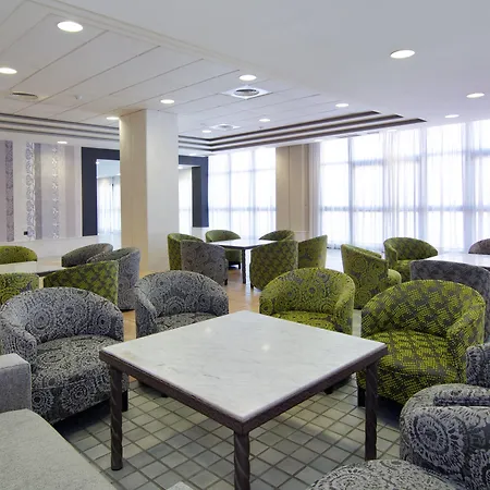 Hotel Puente Real 4*