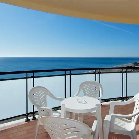 Puente Real Hotel 4*