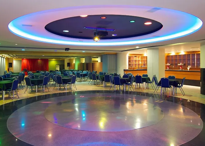 Puente Real Hotel 4*