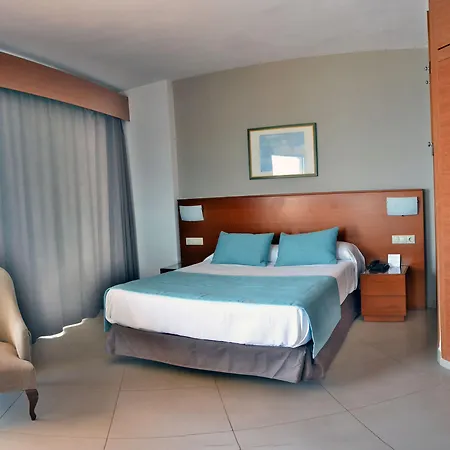 Puente Real Ξενοδοχείο