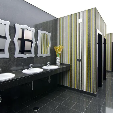 Puente Real Ξενοδοχείο Τορρεμολίνος