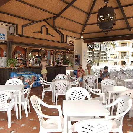 Puente Real Ξενοδοχείο Τορρεμολίνος