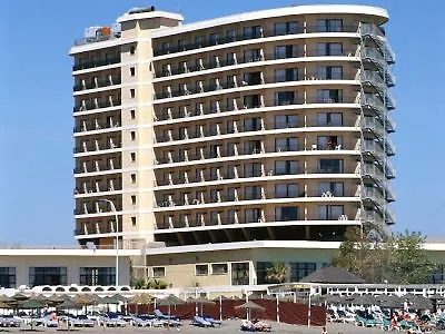 Puente Real Hotel 4*