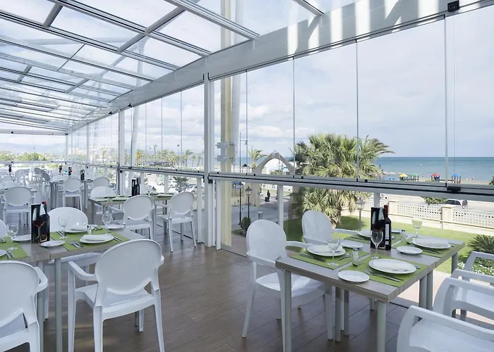 Puente Real Hotel 4*