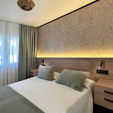 Hotel Puente Real 4*